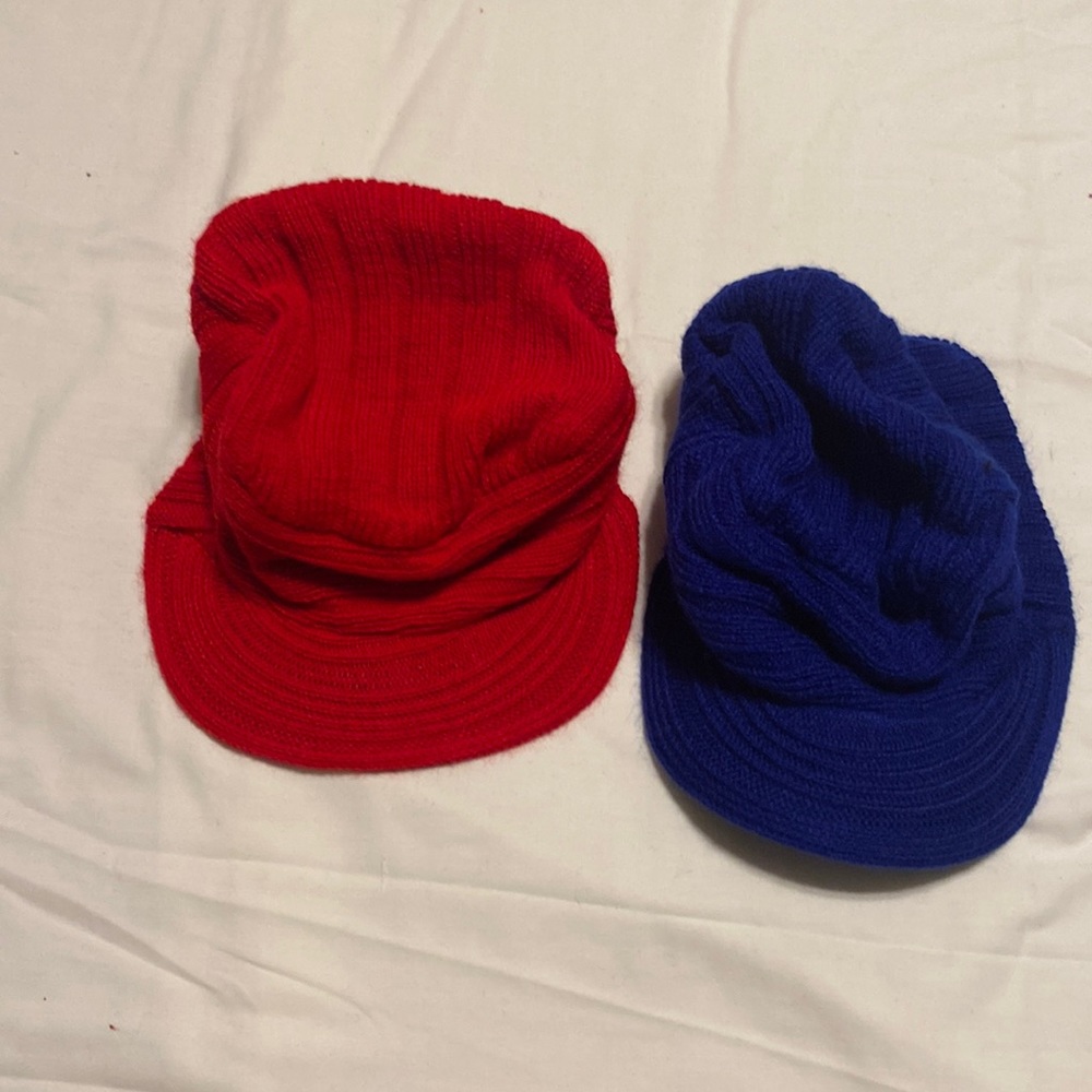 Bundle of 2 Unisex knit hat color red blue one size fit all